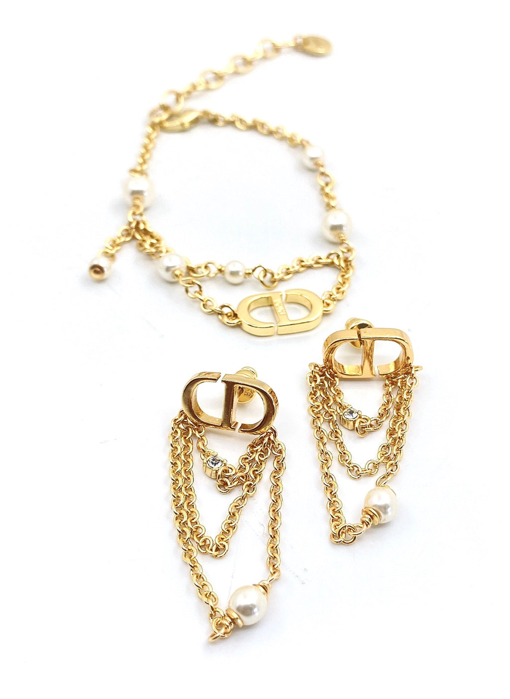 18K Dior Pearl Chain Earrings
