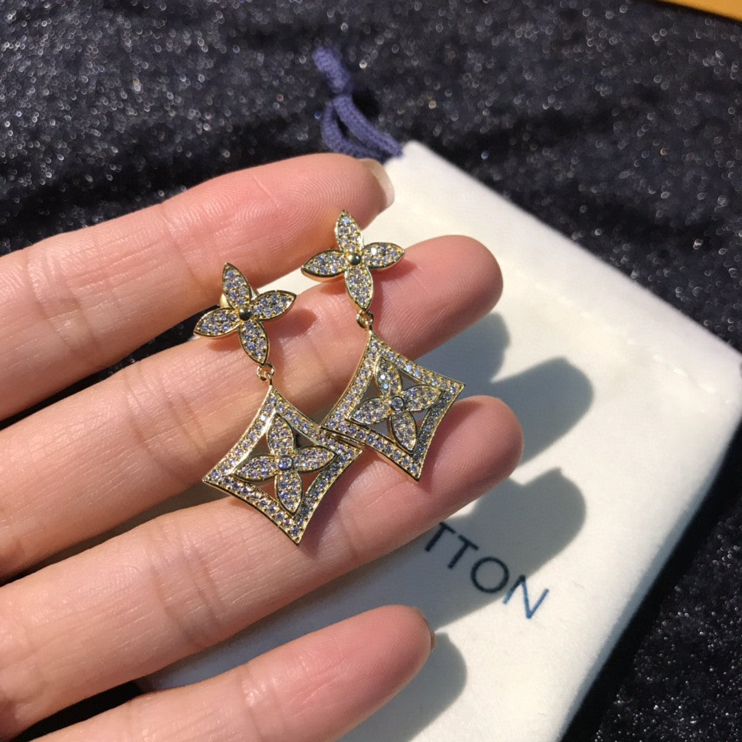 18K Louis Vuitton Blossom Earrings