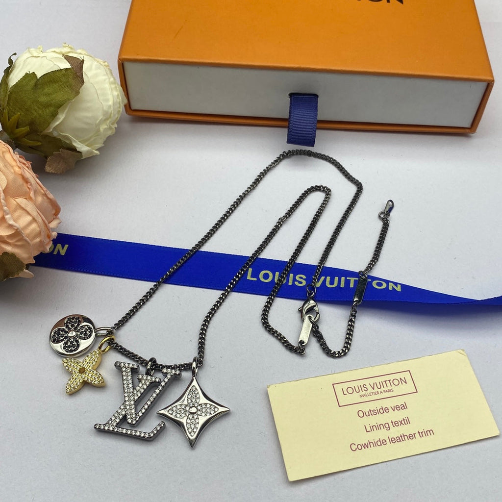 18K Louis Vuitton Turquoise Necklace